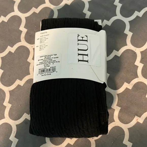 HUE Accessories Nwt Hue Black Cable Knit Sweater Tights Size